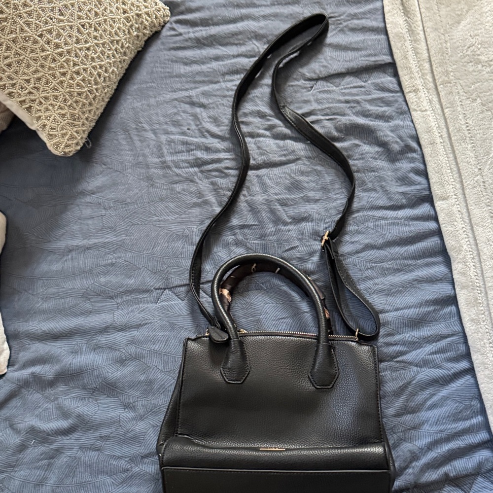 Aldo Elegant Black Leather Handbag